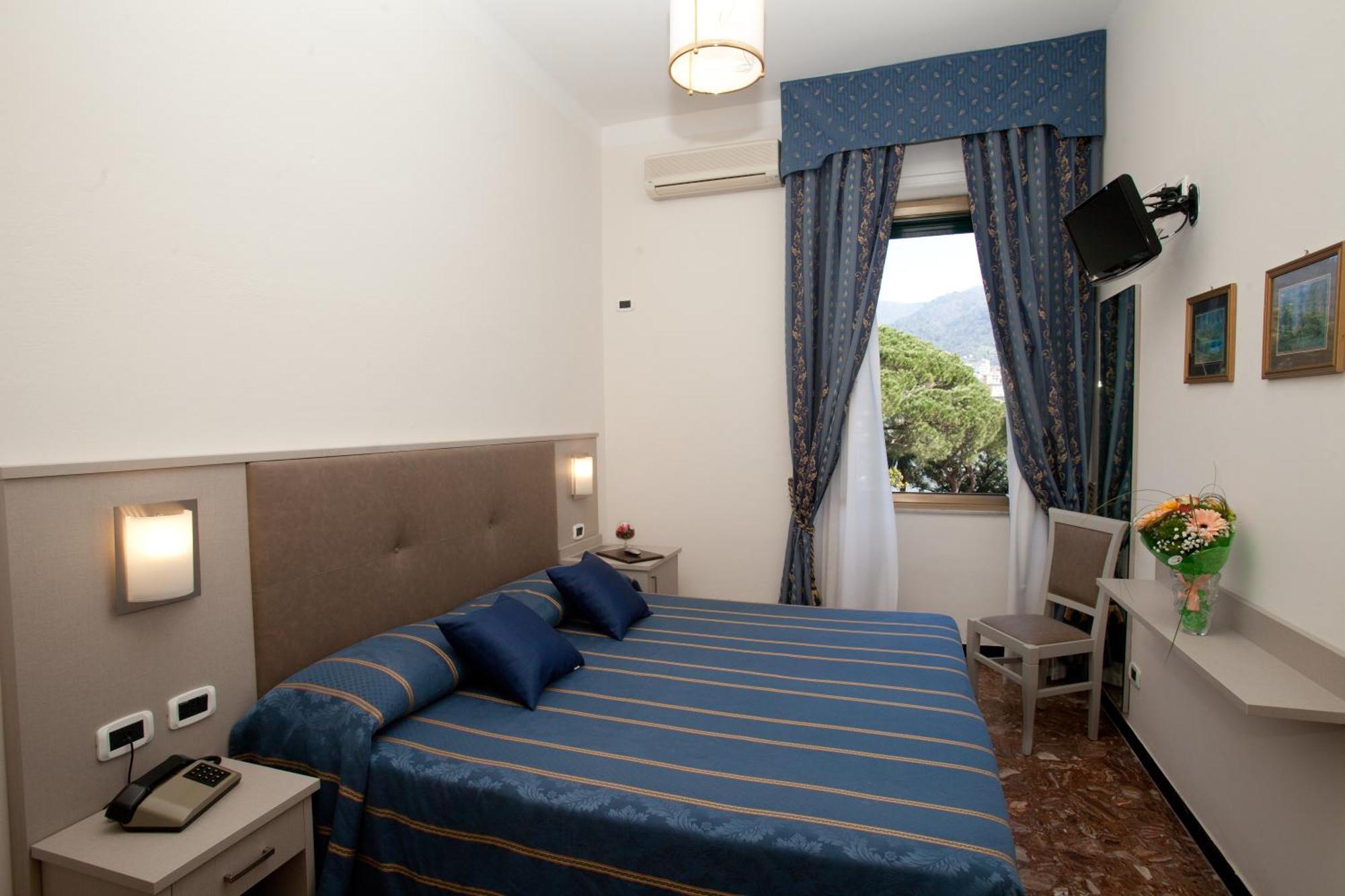 Hotel Giulio Cesare Rapallo Eksteriør bilde