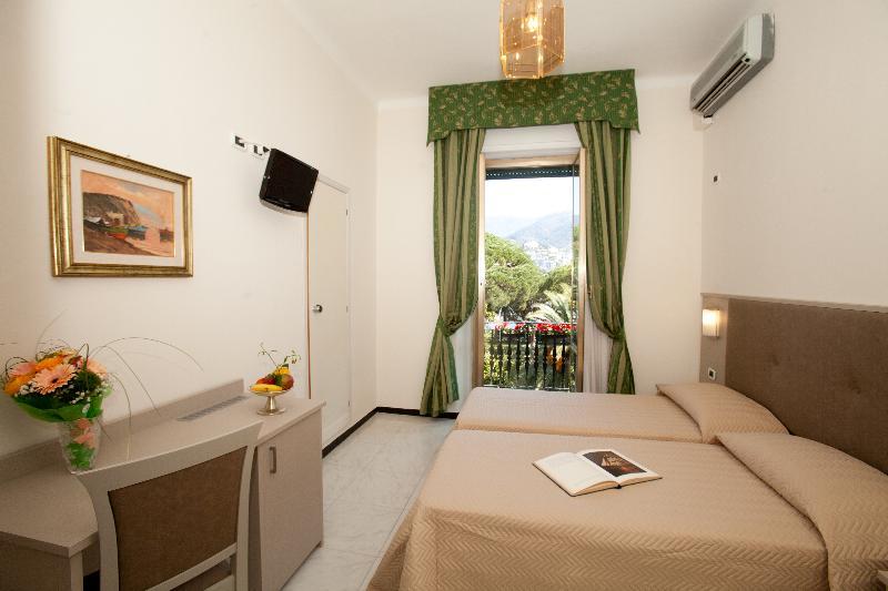 Hotel Giulio Cesare Rapallo Eksteriør bilde