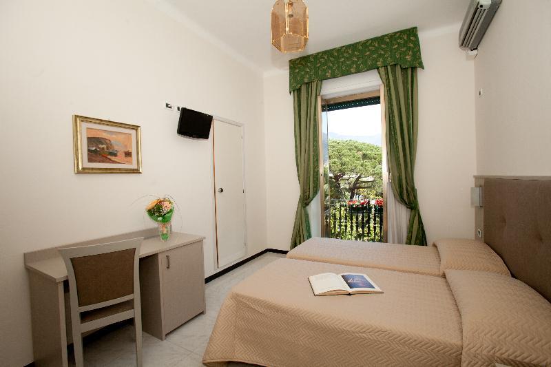 Hotel Giulio Cesare Rapallo Eksteriør bilde